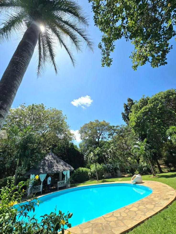 Tiwi Beach Resort & Spa 몸바사 외부 사진